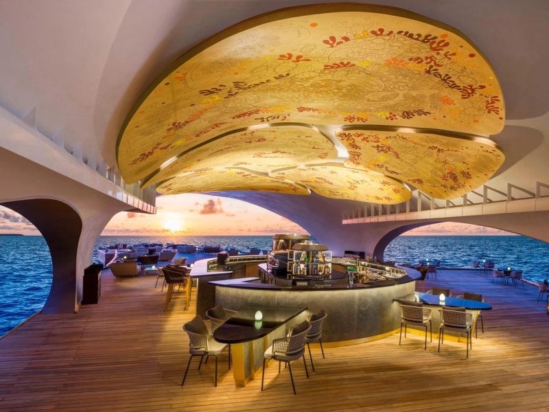 12 Best bars in the Maldives